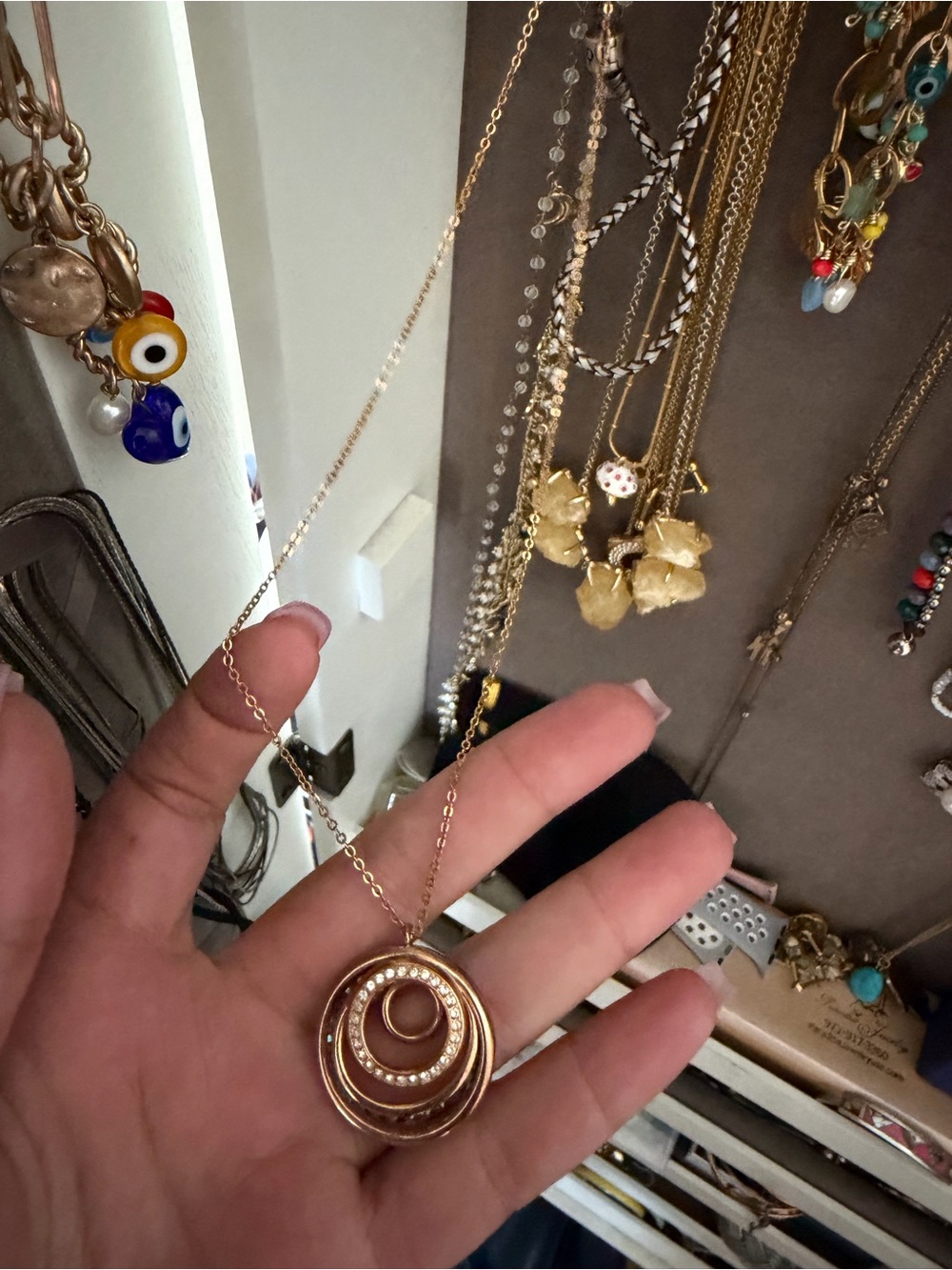 Gold-Tone Concentric Circle Pendant Necklace - Brand Unknown